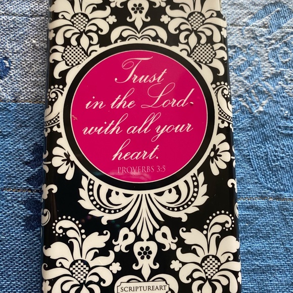 iPhone 6/6s Variety of cases/covers - Picture 5 of 8